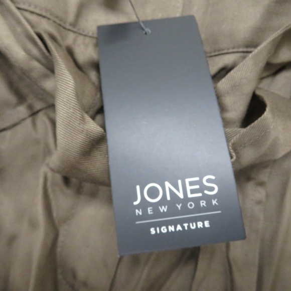 Jones New York Signature Shorts Womens 8 NWT Mocha Tie Belt $59.50 - Picture 5 of 6